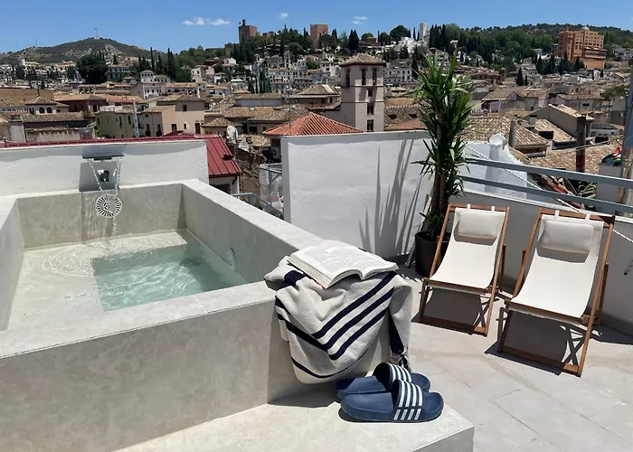 Navas 402 Ático&Pool Alhambra views